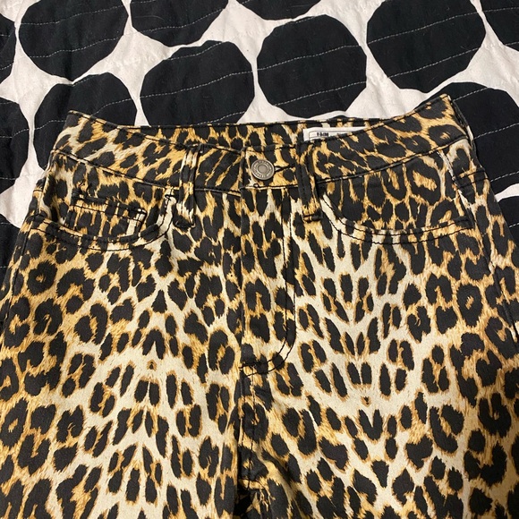 NWOT leopard print skinny jean/jegging - Picture 2 of 4